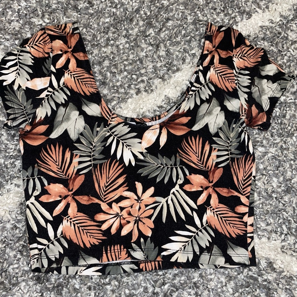 3 FOR $10 SALE - Palm Leaf Patterned Crop Top